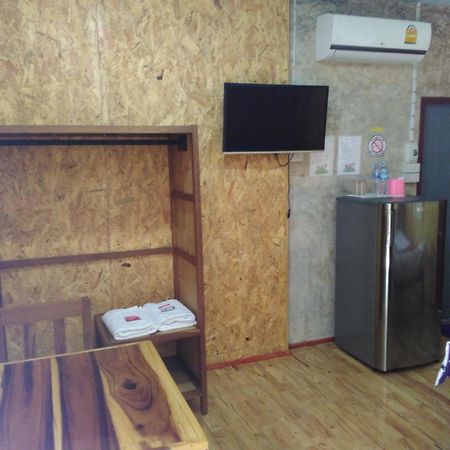 Ban Suan Sukjai Mae Sariang Hotel Bilik gambar