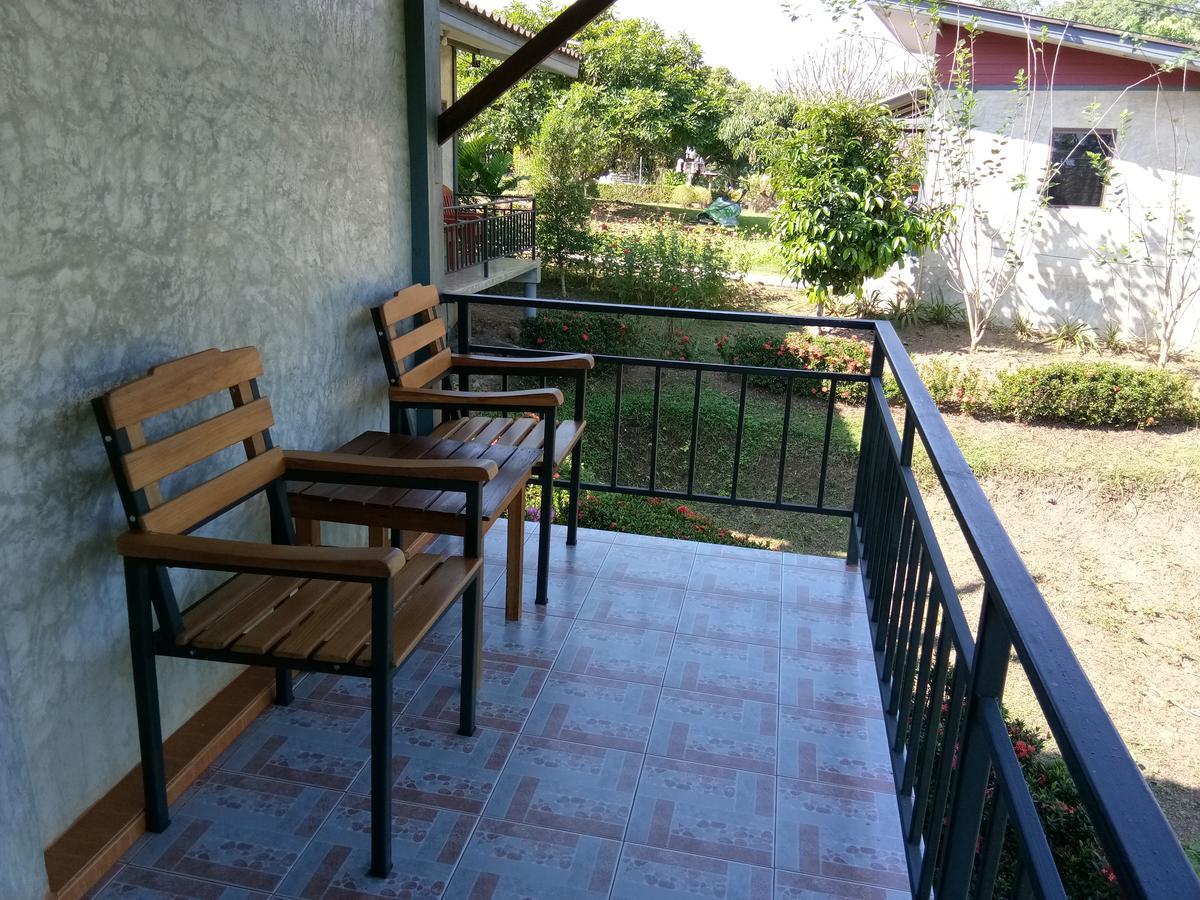 Ban Suan Sukjai Mae Sariang Hotel Luaran gambar