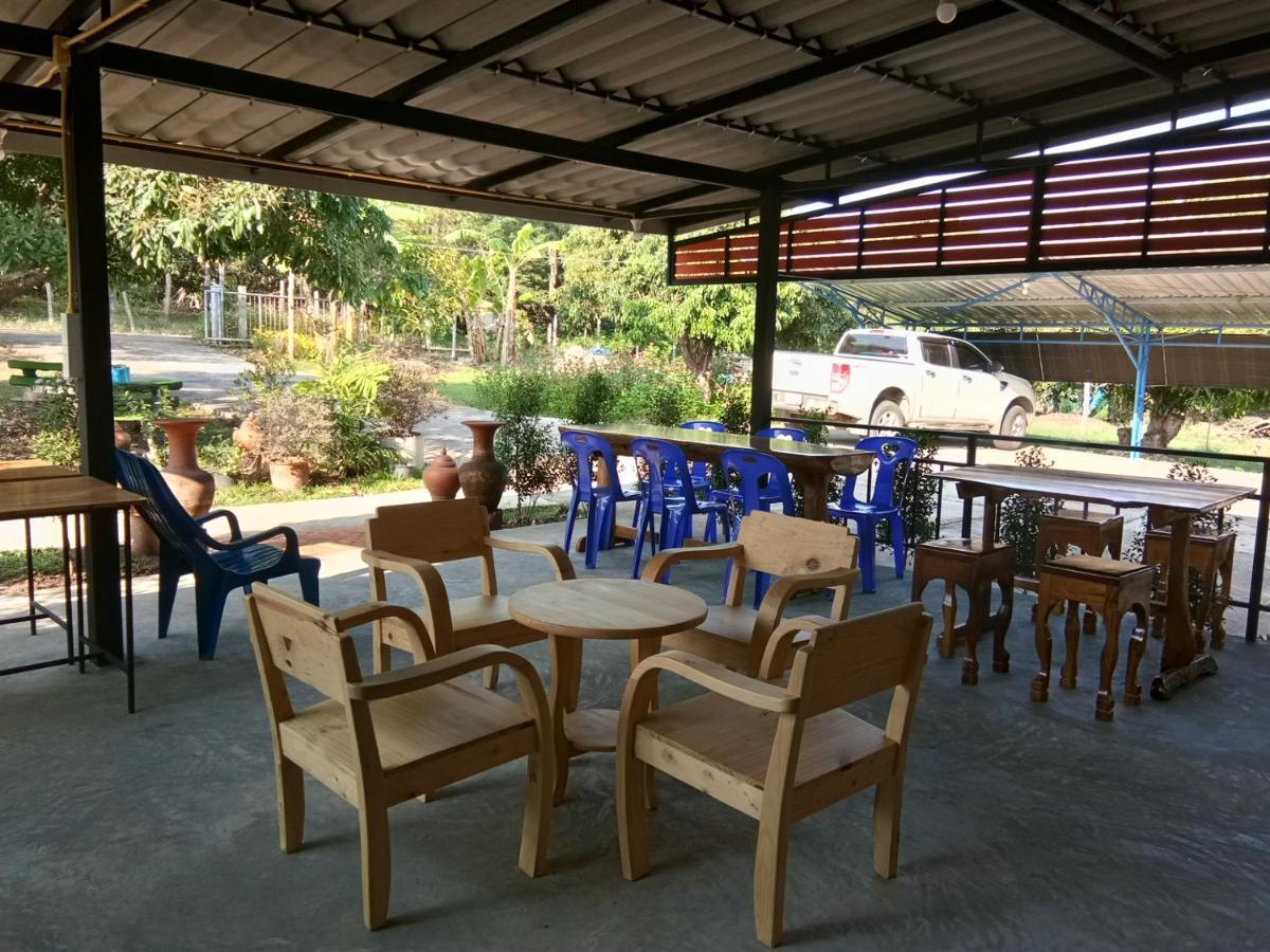 Ban Suan Sukjai Mae Sariang Hotel Luaran gambar